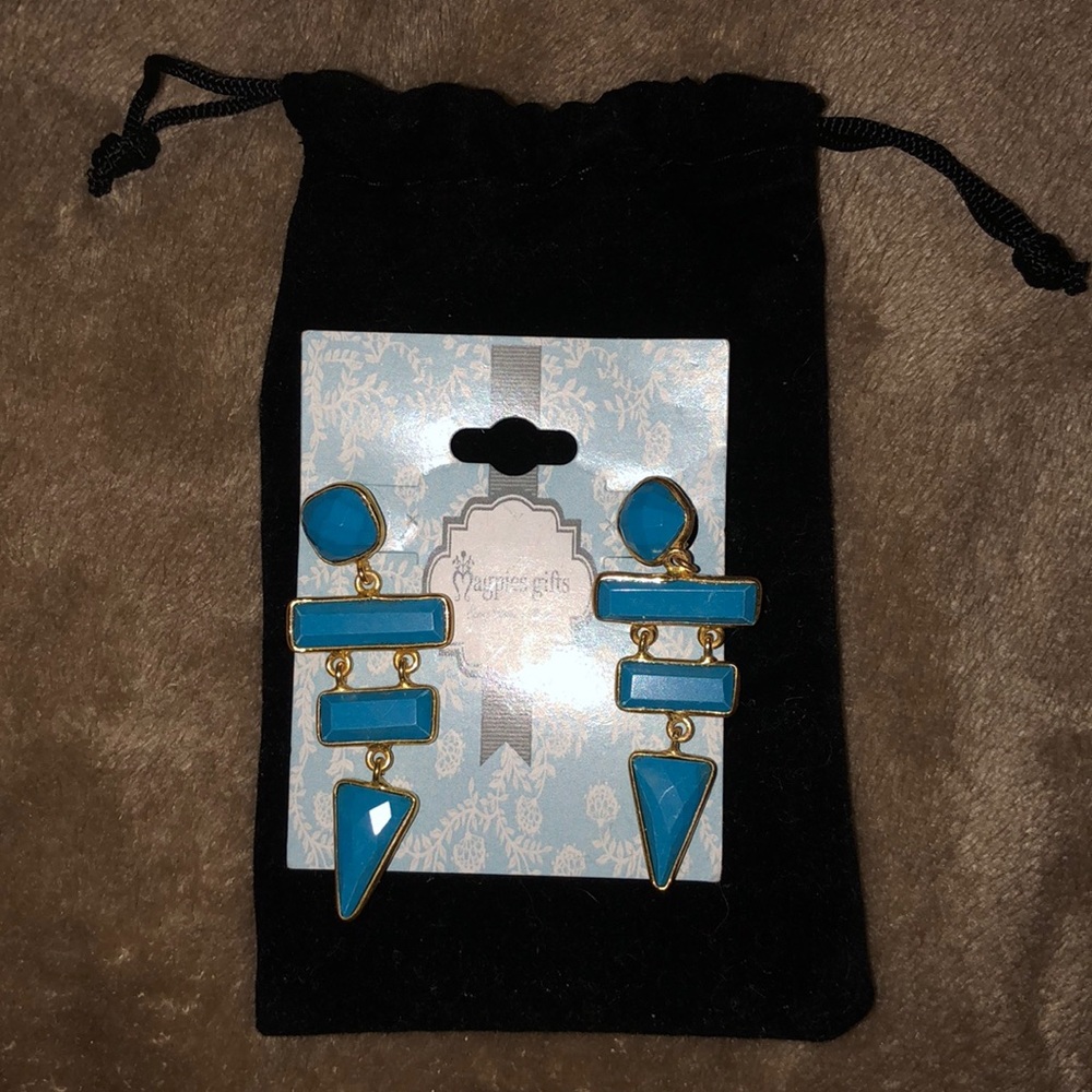 Magpie turquoise assending gemstone earrings